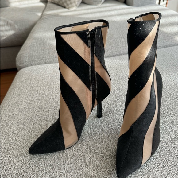 Betsey Johnson Black and Nude Boots - Picture 3 of 10